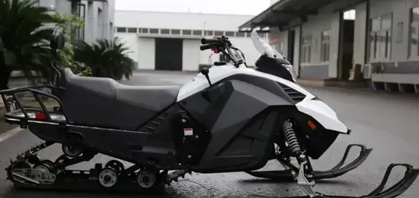 Снегоход ULAR 220 в Златоусте