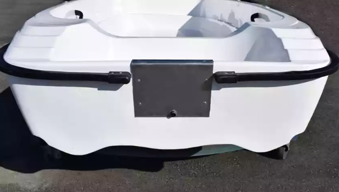 Стеклопластиковая лодка Пингвин (тримаран) в Златоусте