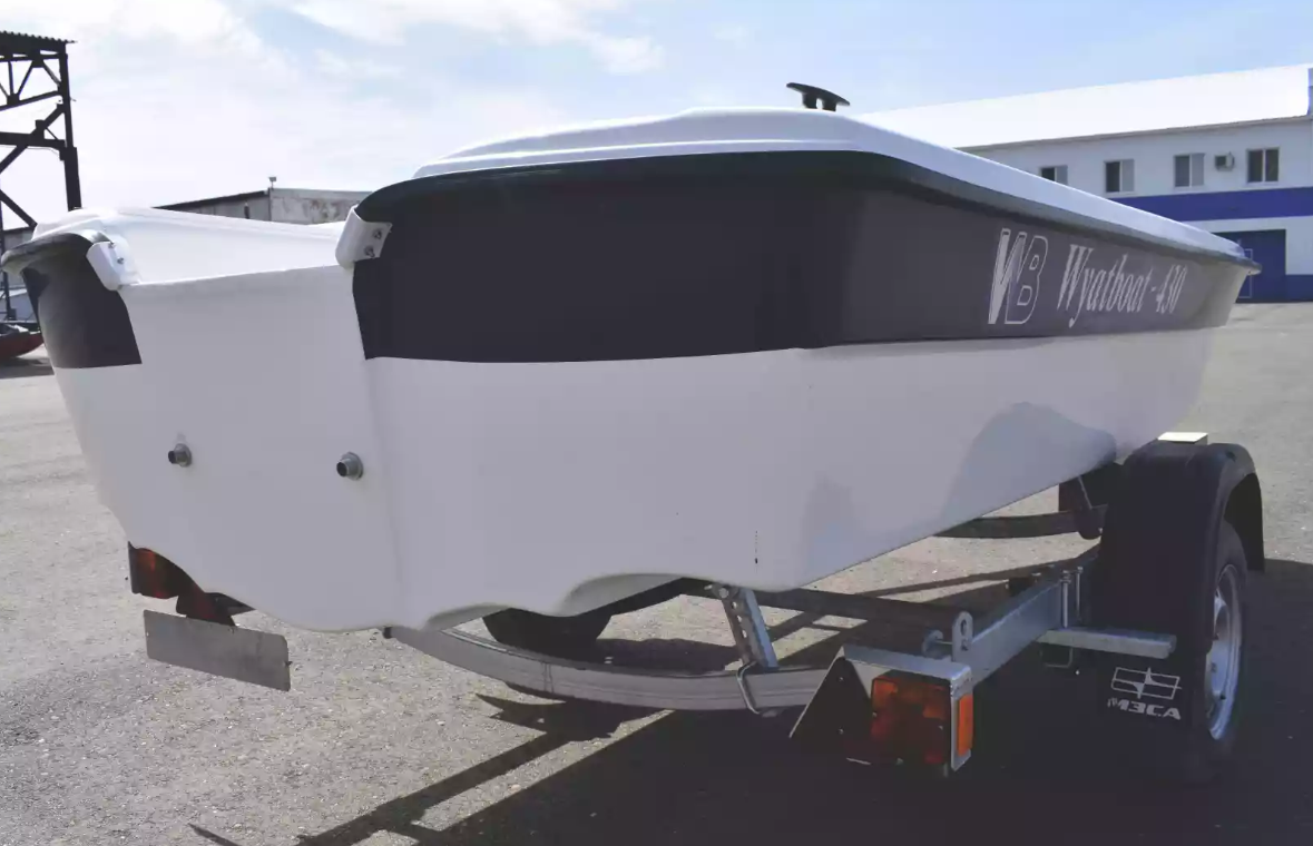 Стеклопластиковая лодка Wyatboat 430 тримаран в Златоусте