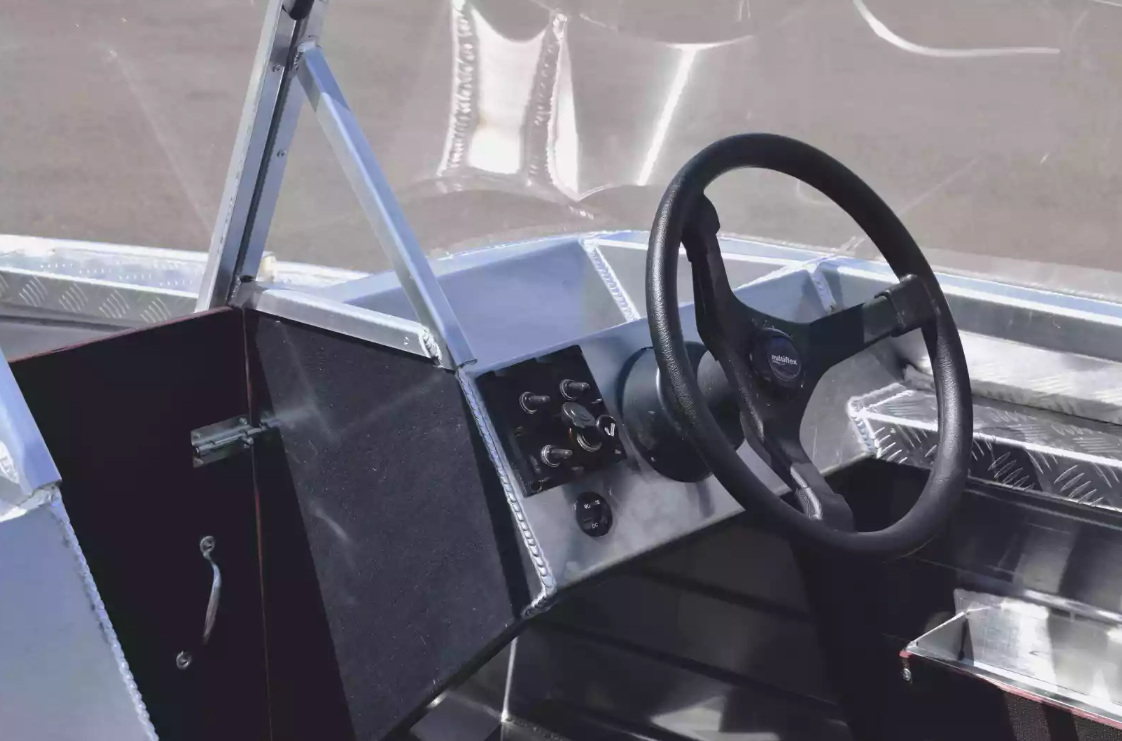 Алюминиевая лодка Wyatboat-390 DCM в Златоусте