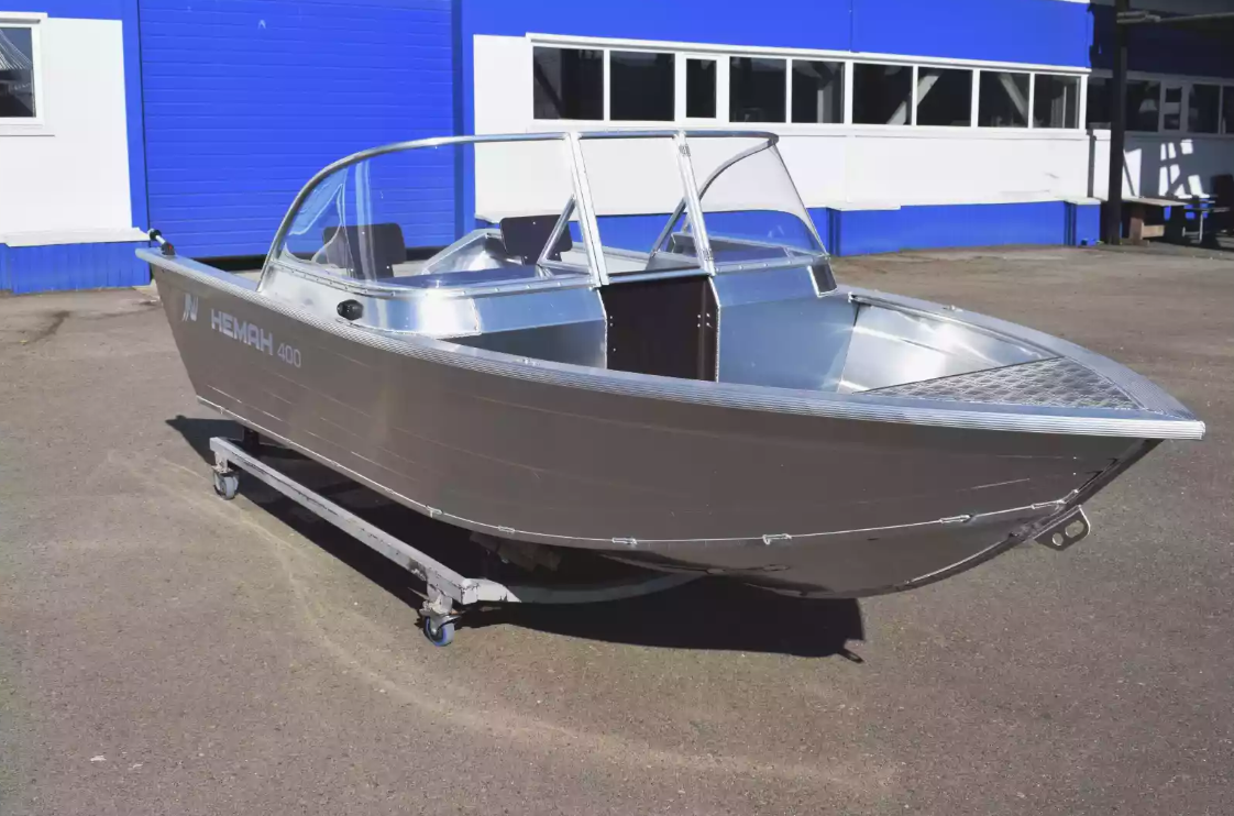 Алюминиевая лодка  Неман-400 DCM в Златоусте