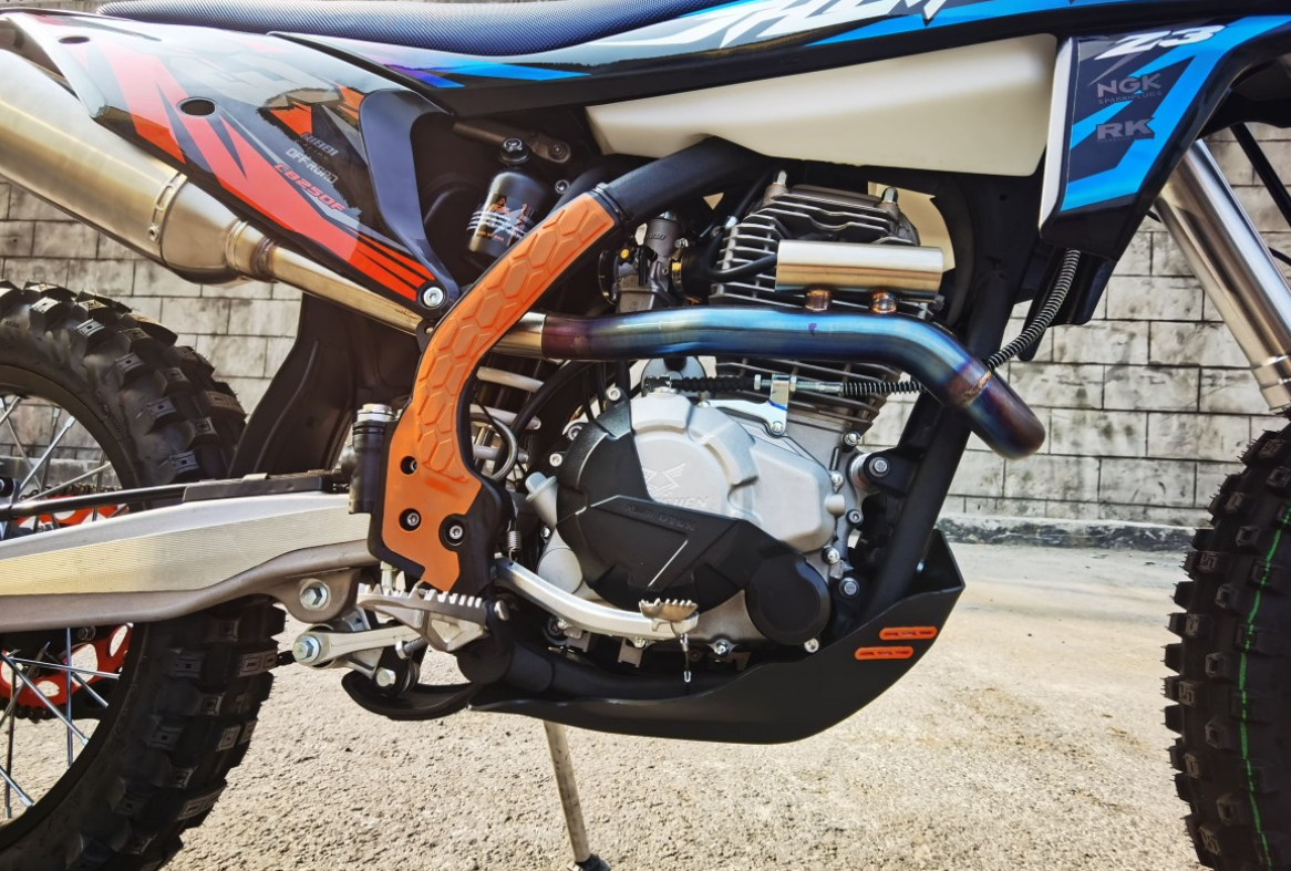 Мотоцикл JHLMOTO JHL Z3 CB250 (172FMM-3A) в Златоусте