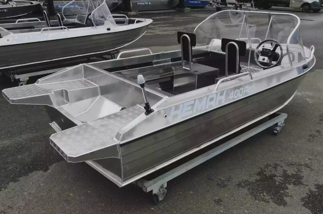 Алюминиевая лодка  Neman-400 PRO в Златоусте