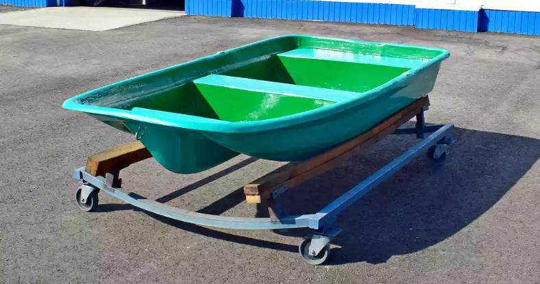 Стеклопластиковая лодка Старт (тримаран) в Златоусте