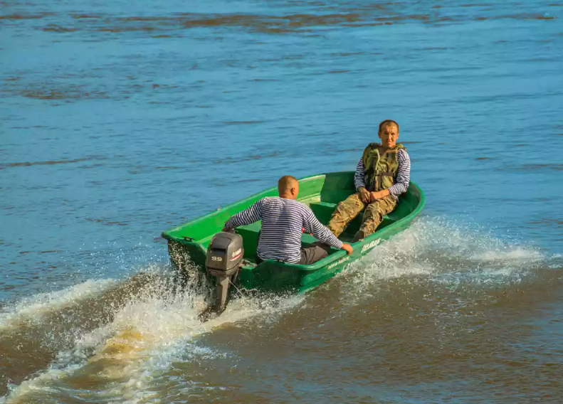 Стеклопластиковая лодка Neman-340 (тримаран) в Златоусте