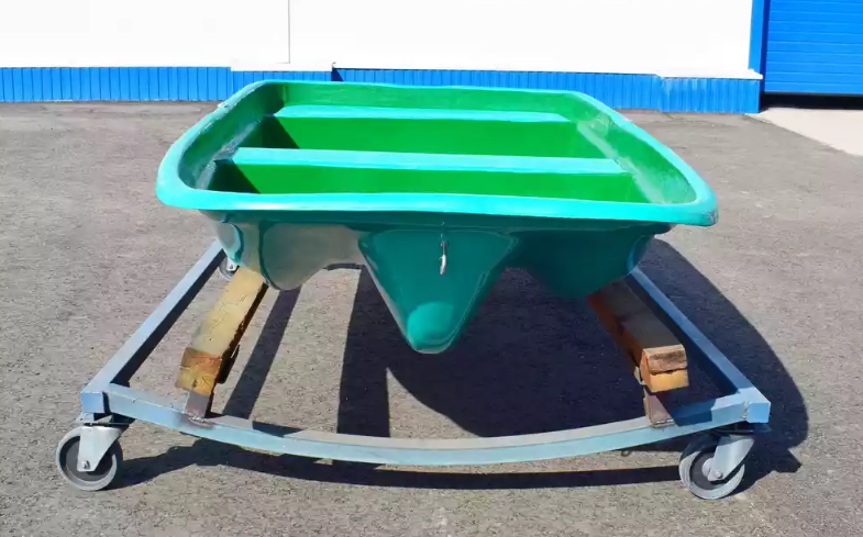 Стеклопластиковая лодка Старт (тримаран) в Златоусте