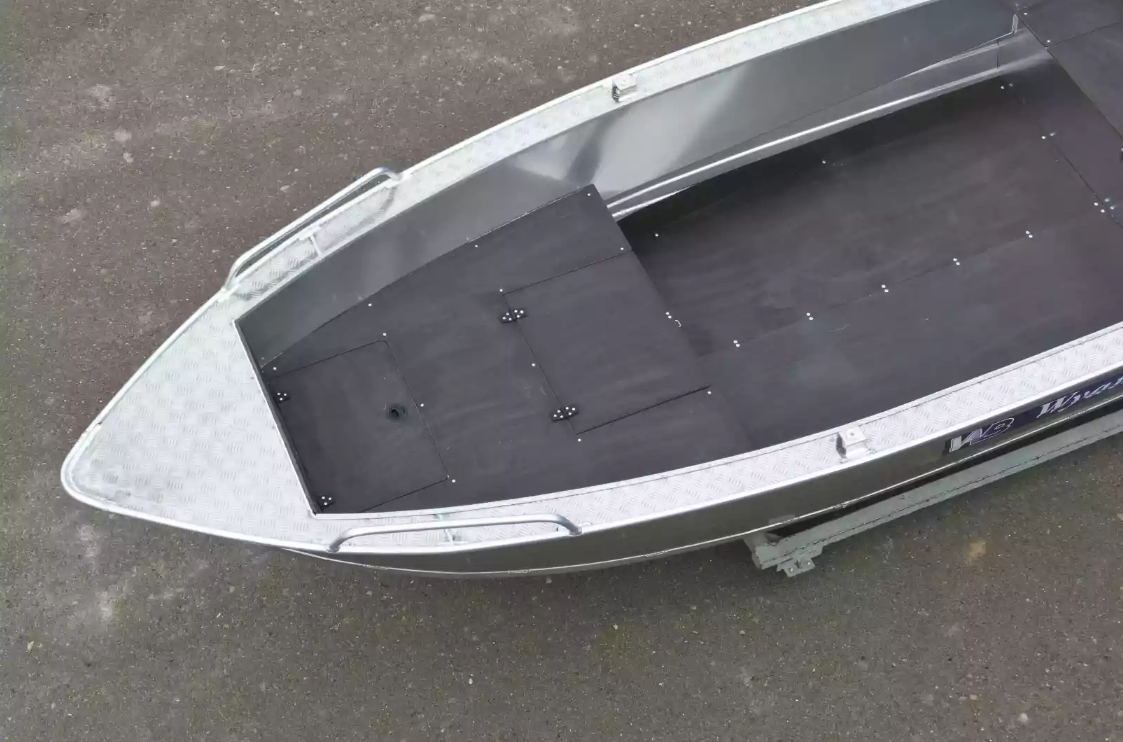 Алюминиевая лодка  Wyatboat-430М FISH в Златоусте
