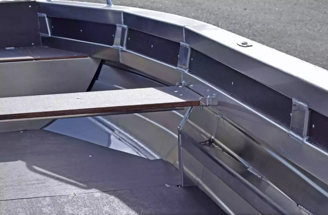 Алюминиевая лодка  Неман-480 Р в Златоусте