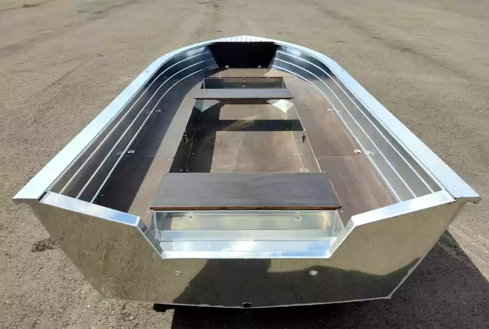 Алюминиевая лодка Неман-400 в Златоусте