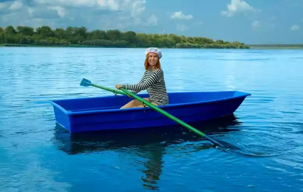 Стеклопластиковая лодка Малютка в Златоусте