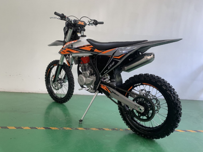 Мотоцикл JHLMOTO JHL LX4 CB300RL (175FMN) в Златоусте