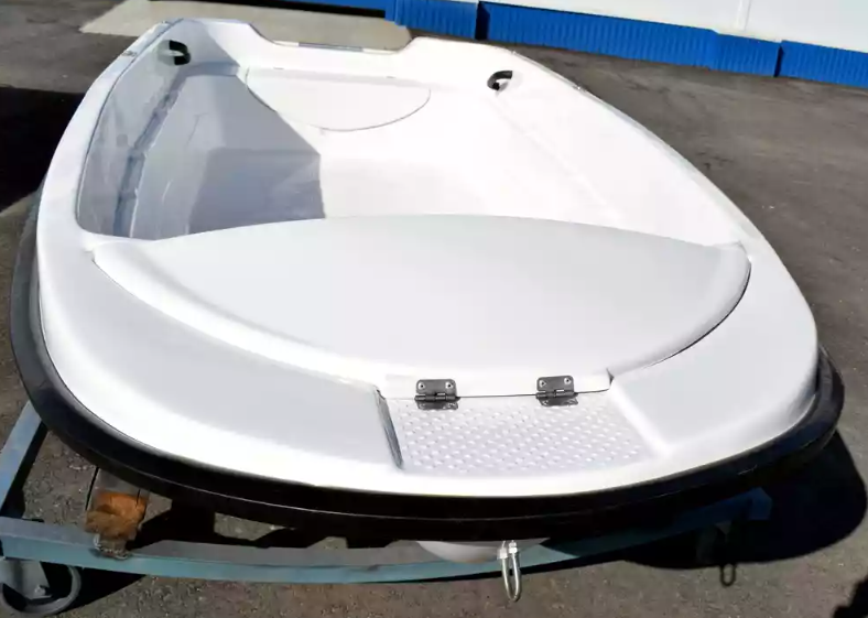 Стеклопластиковая лодка Пингвин (тримаран) в Златоусте