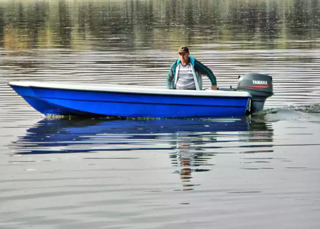 Стеклопластиковая лодка Wyatboat 430 тримаран в Златоусте