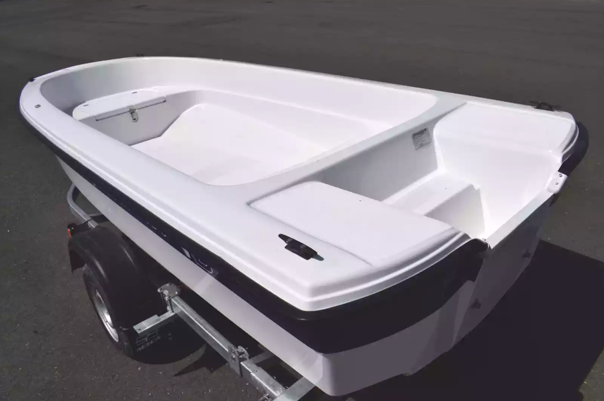 Стеклопластиковая лодка Wyatboat 430 тримаран в Златоусте