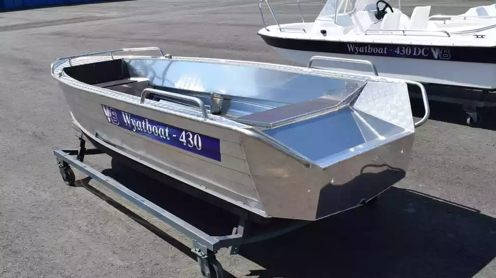 Алюминиевая лодка  Wyatboat-430М в Златоусте