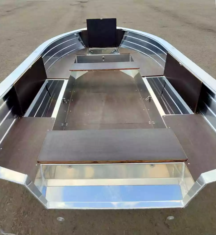 Алюминиевая лодка Неман-400 в Златоусте