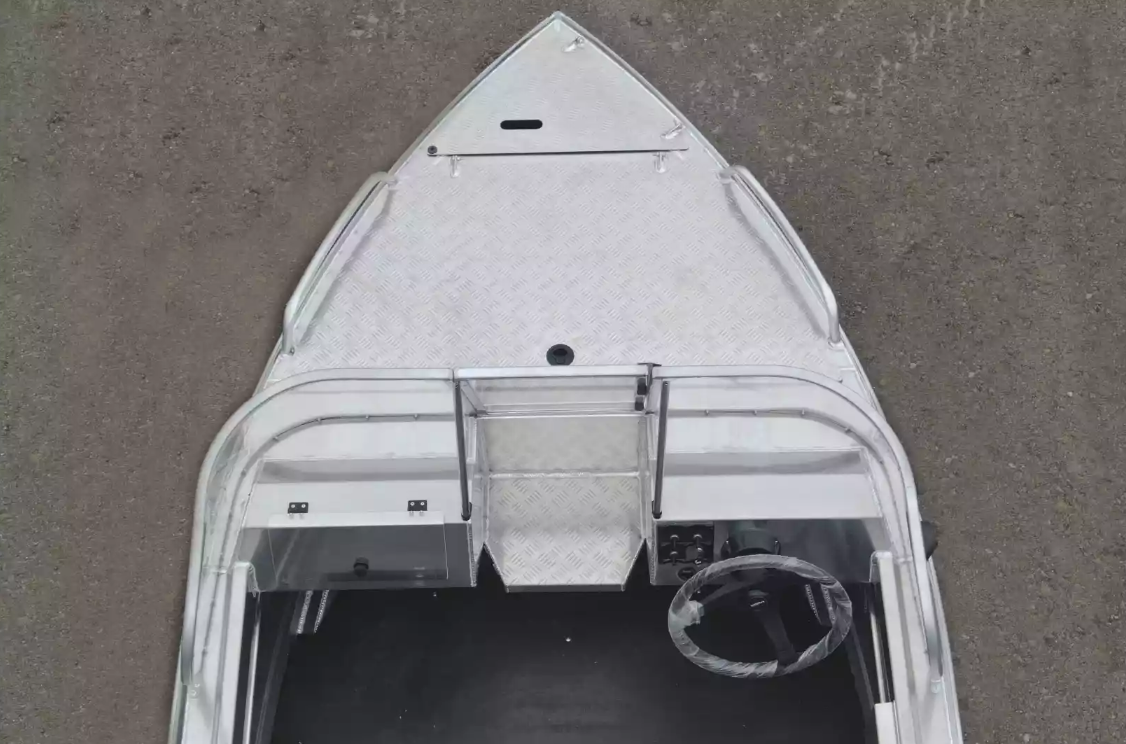 Алюминиевая лодка  Neman-400 PRO в Златоусте