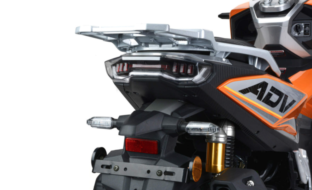 Скутер MOTOLAND (МОТОЛЕНД) T-MAX 150 в Златоусте