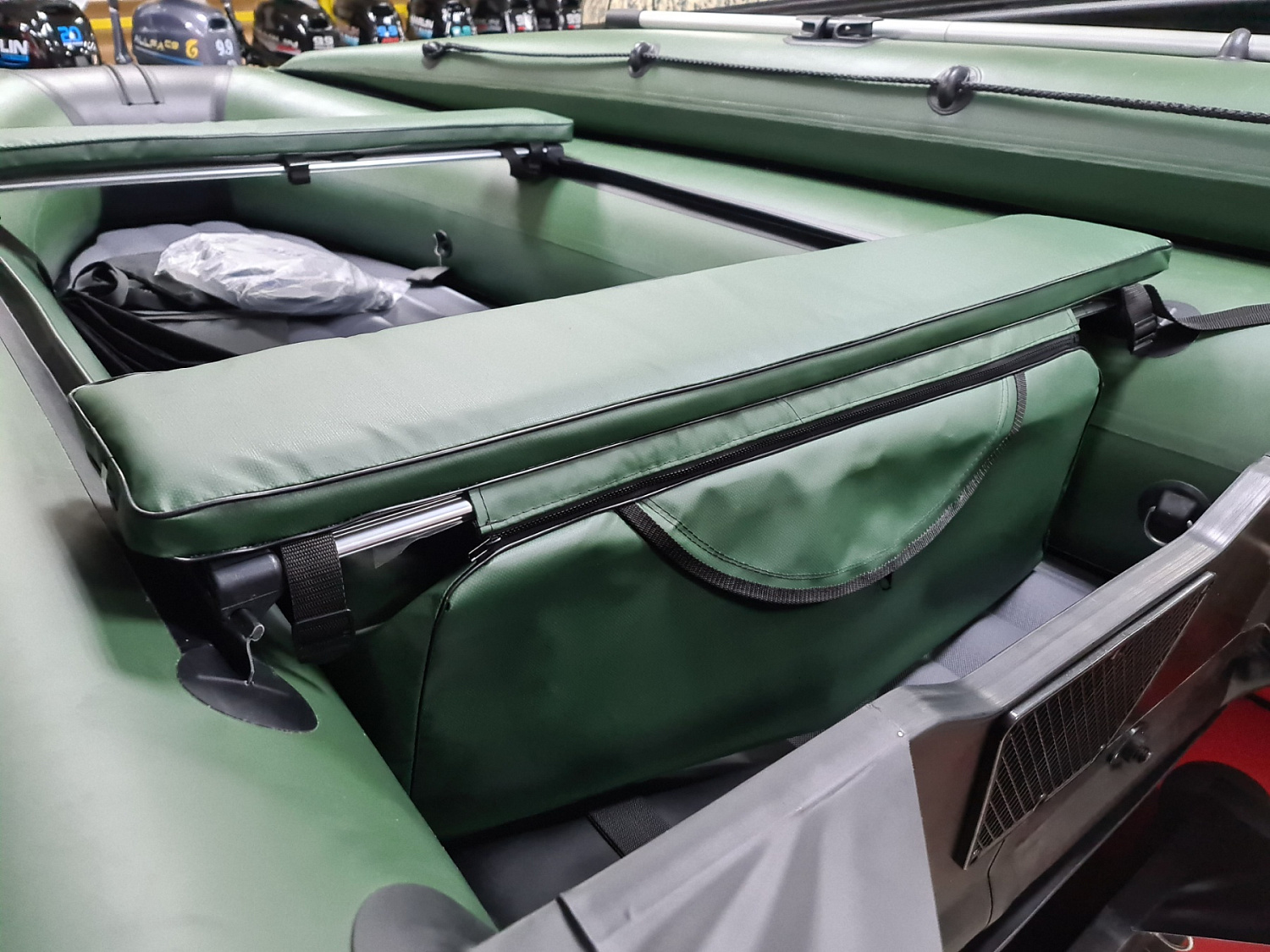 КОМПЛЕКТ МЯГКИХ НАКЛАДОК С СУМКОЙ ДЛЯ ЛОДОК 90Х20 ЗЕЛЕНЫЙ в Златоусте