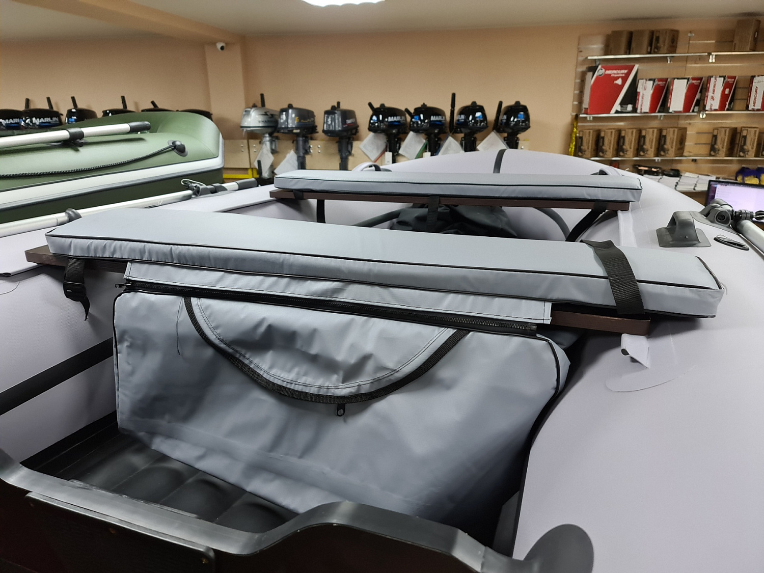 КОМПЛЕКТ МЯГКИХ НАКЛАДОК С СУМКОЙ ДЛЯ ЛОДОК 90Х20 СЕРЫЙ в Златоусте