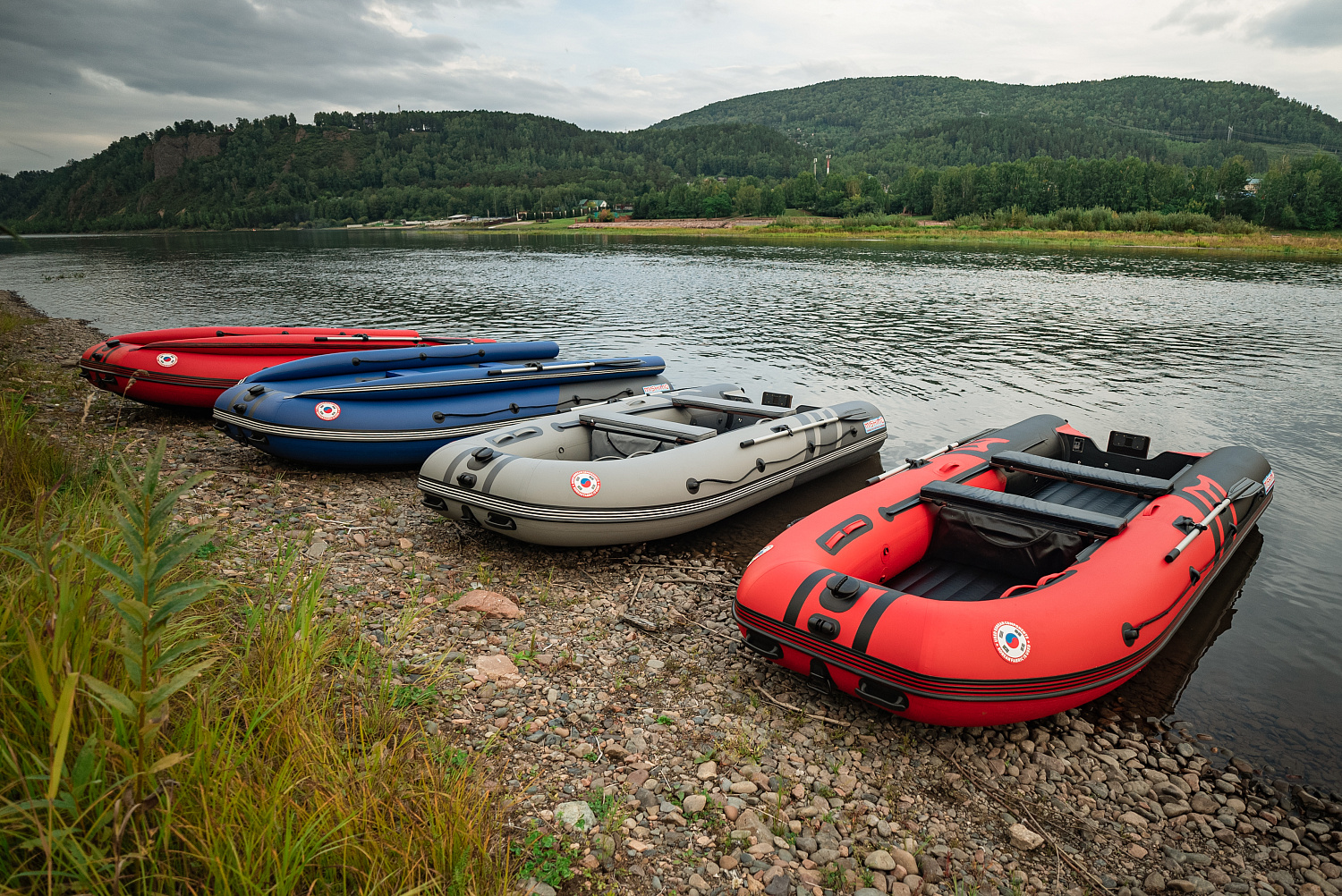 Лодка MISHIMO RIVER FJET PRO 430  под водомет в Златоусте