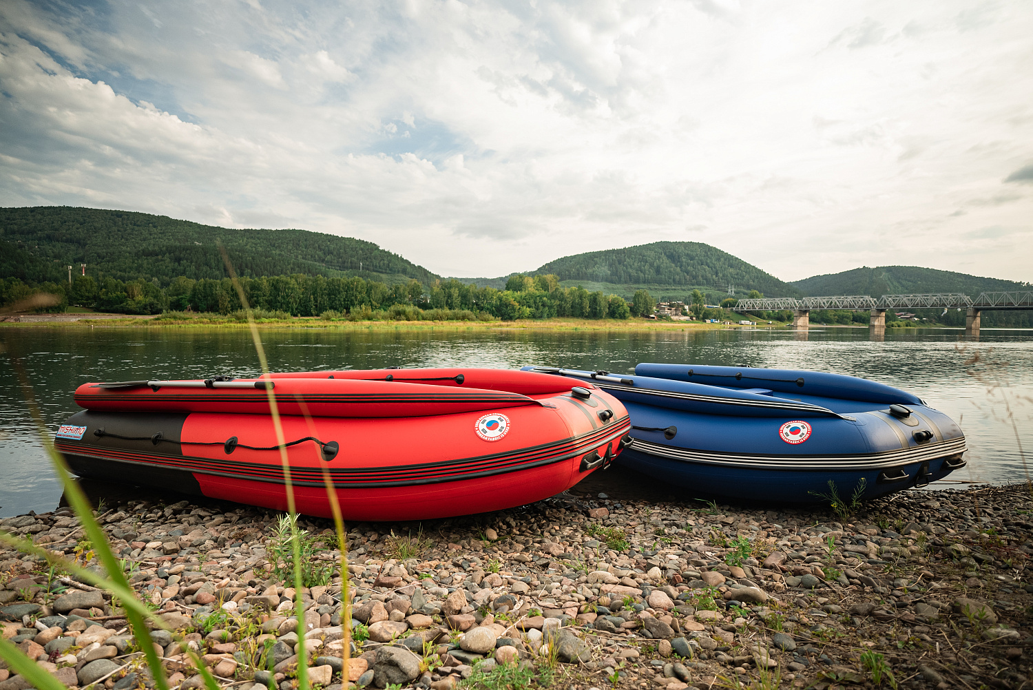 Лодка MISHIMO RIVER FJET PRO 430  под водомет в Златоусте