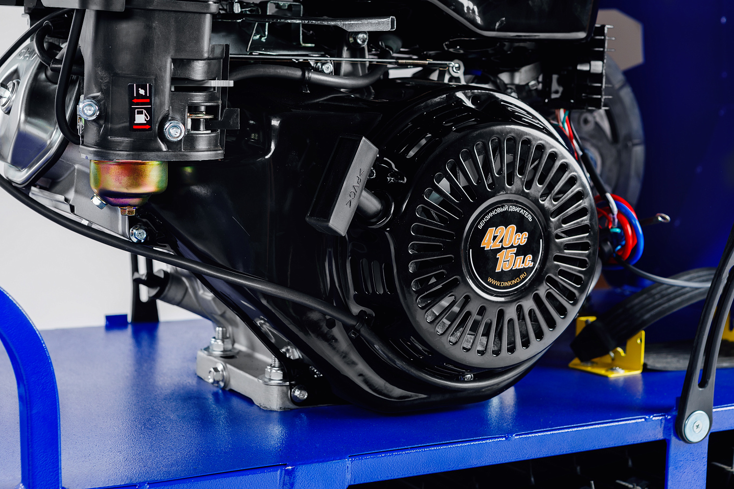 МОТОБУКСИРОВЩИК SNOW DOG 15 л.с. в Златоусте