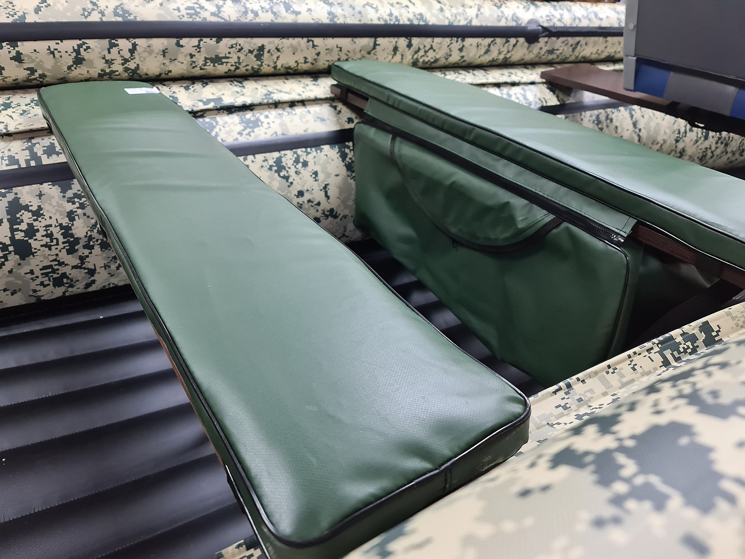 КОМПЛЕКТ МЯГКИХ НАКЛАДОК С СУМКОЙ ДЛЯ ЛОДОК 80Х20 ЗЕЛЕНЫЙ в Златоусте