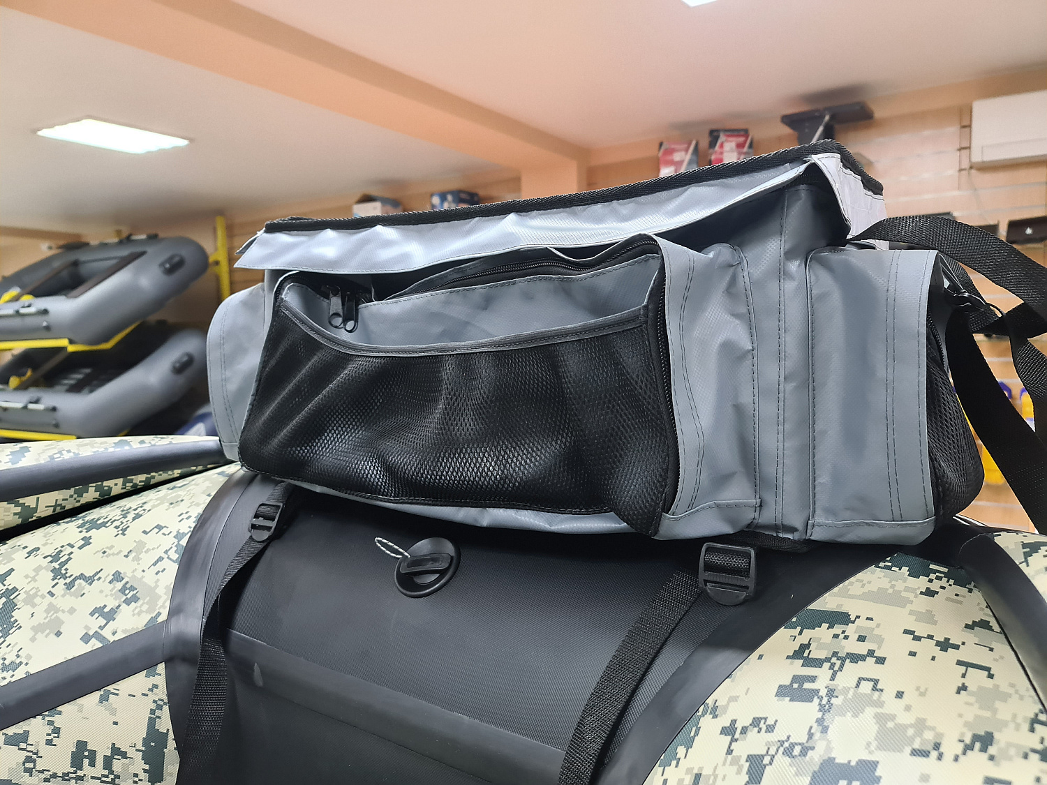 СУМКА ЛЮКС НА БАЛЛОН ДЛЯ ЛОДОК ПВХ 50Х25Х25 СМ в Златоусте