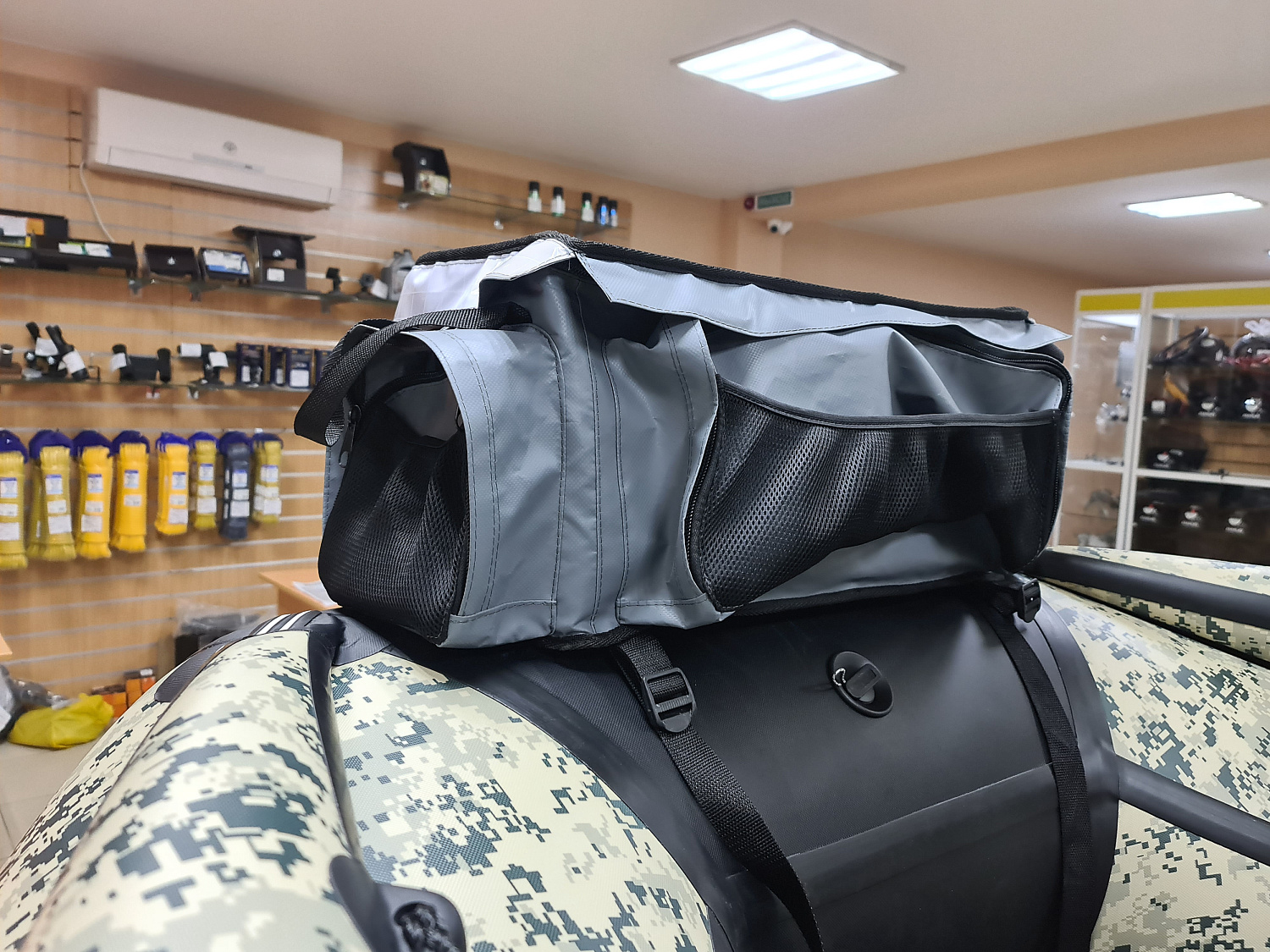 СУМКА ЛЮКС НА БАЛЛОН ДЛЯ ЛОДОК ПВХ 50Х25Х25 СМ в Златоусте